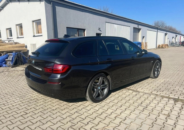 BMW Seria 5 cena 65000 przebieg: 233605, rok produkcji 2012 z Poznań małe 172